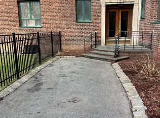 1651 Metropolitan Avenue #5E, Bronx, NY 10462