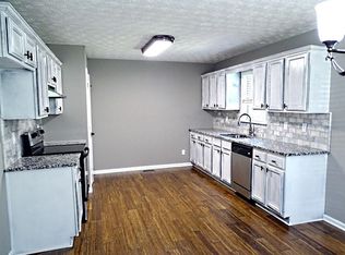 150 Orchard Way SE, Calhoun, GA 30701