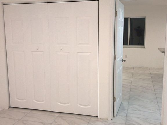 2nd image of 510 SW 7th Ct APT 1