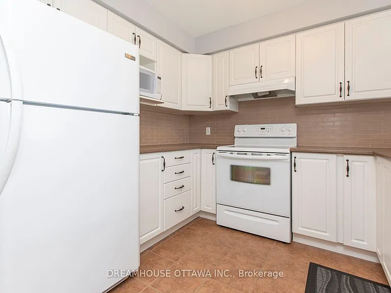 158 Patriot Pl — Photo 15