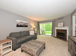 584 Pewaukee Rd UNIT B, Pewaukee, WI 53072