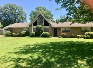 910 Sanders Dr, Amory, MS 38821