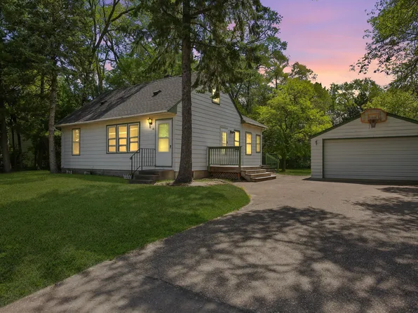 16 East Rd, Circle Pines, MN 55014