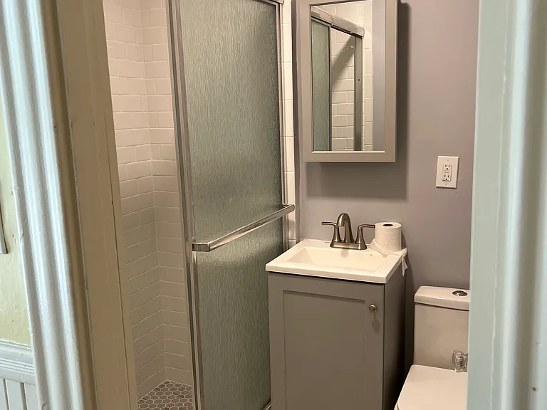 179 Eugenia St #2 — Photo 5