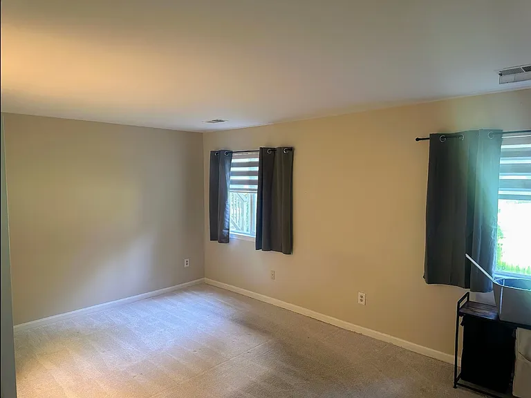 10266 Redtail Ct — Photo 2