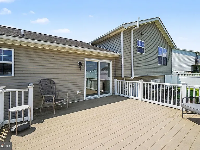 206 Pike Ct — Photo 16