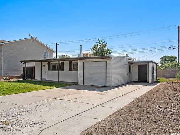 3rd image of 10178 S Peony Way