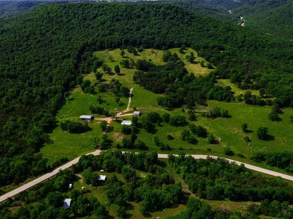 3791 Highway 221 S, Berryville, AR 72616