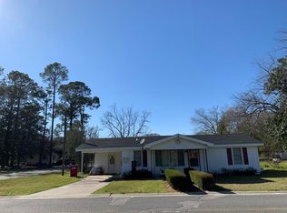 116 Edgerton St, Baxley, GA 31513