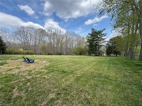 5th image of 2741 River Ridge Rd