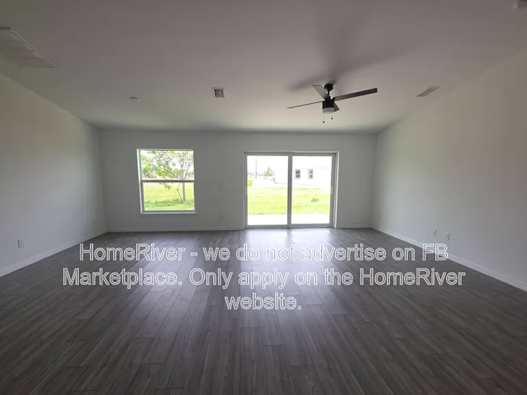 4303 NE 12th Ct — Photo 13