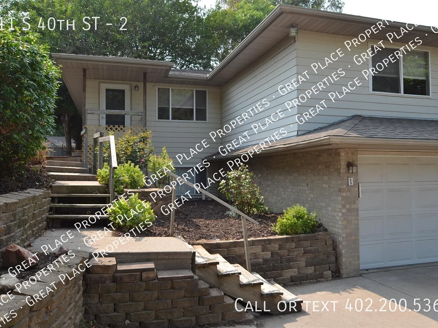 2 bed, 1.5 bath, 700 sqft, $949 — Photo 1