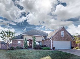 910 Caitlin Cv, Brandon, MS 39047