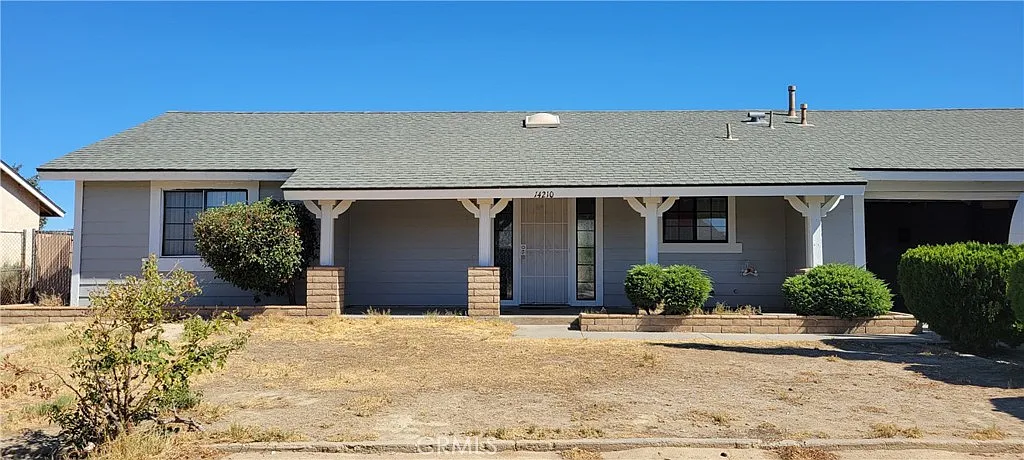 2 bed, 921 sqft, $1,800 — Photo 1