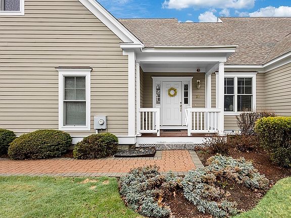 3rd image of 26 Sanctuary Ln #26