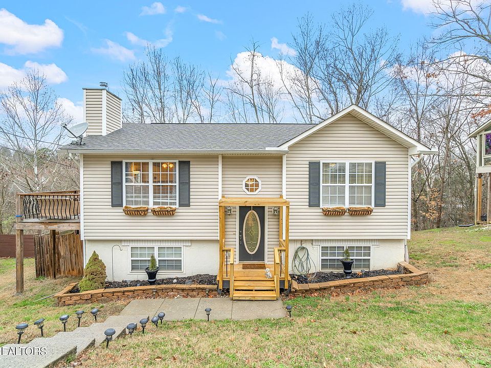 1st image of 4014 Larigo Dr