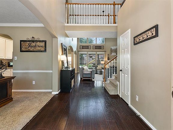 3rd image of 20322 Stone Falls Ct