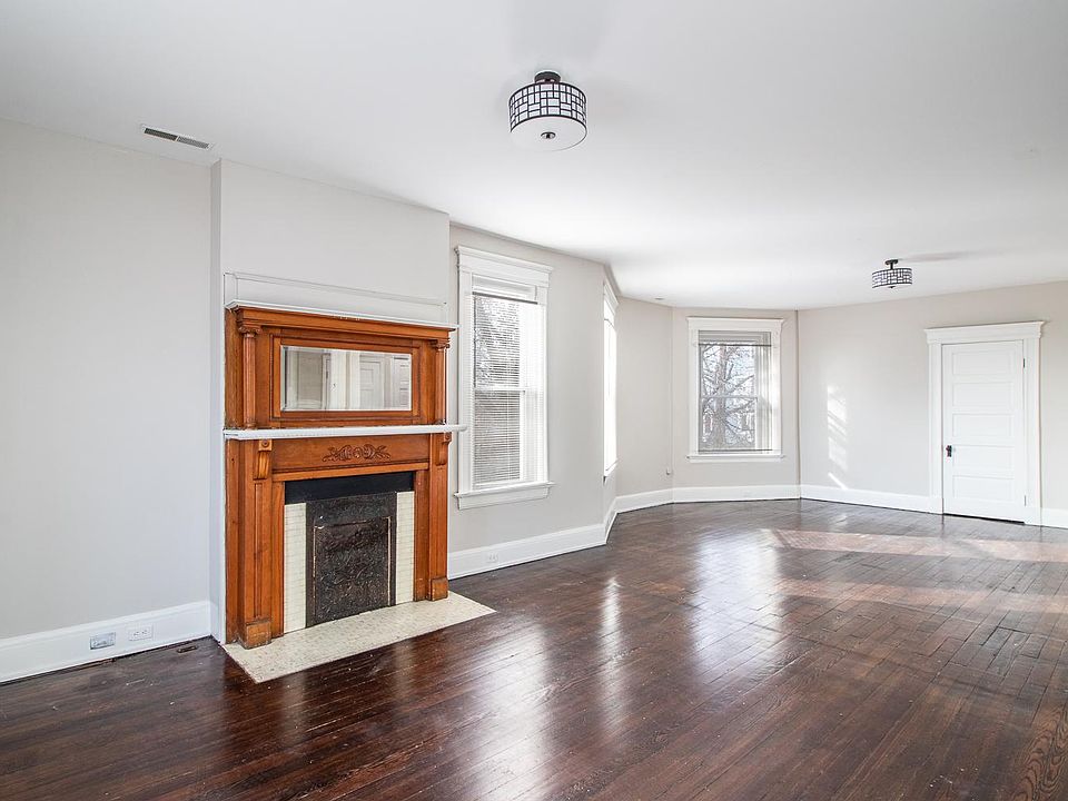 1st image of 561 Considine Ave #2