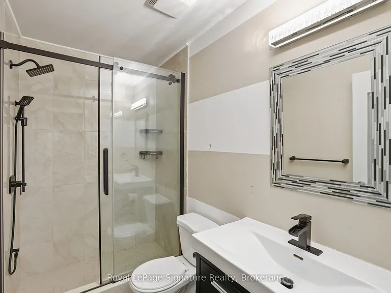 585 Oxbow Cres — Photo 23