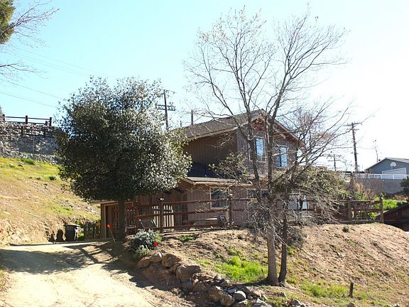 4th image of 912 Sierra Vista Dr