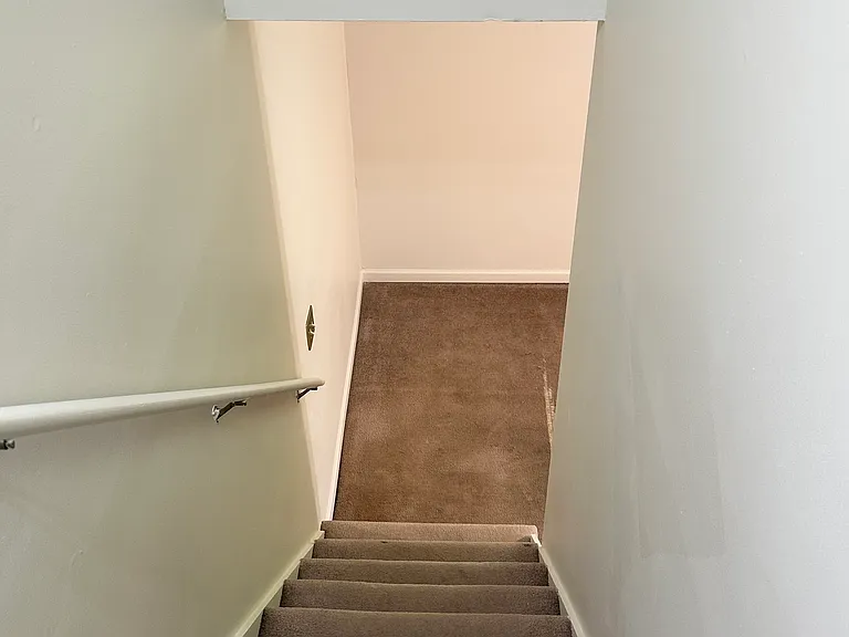 36 Oxbow Dr #124A — Photo 15