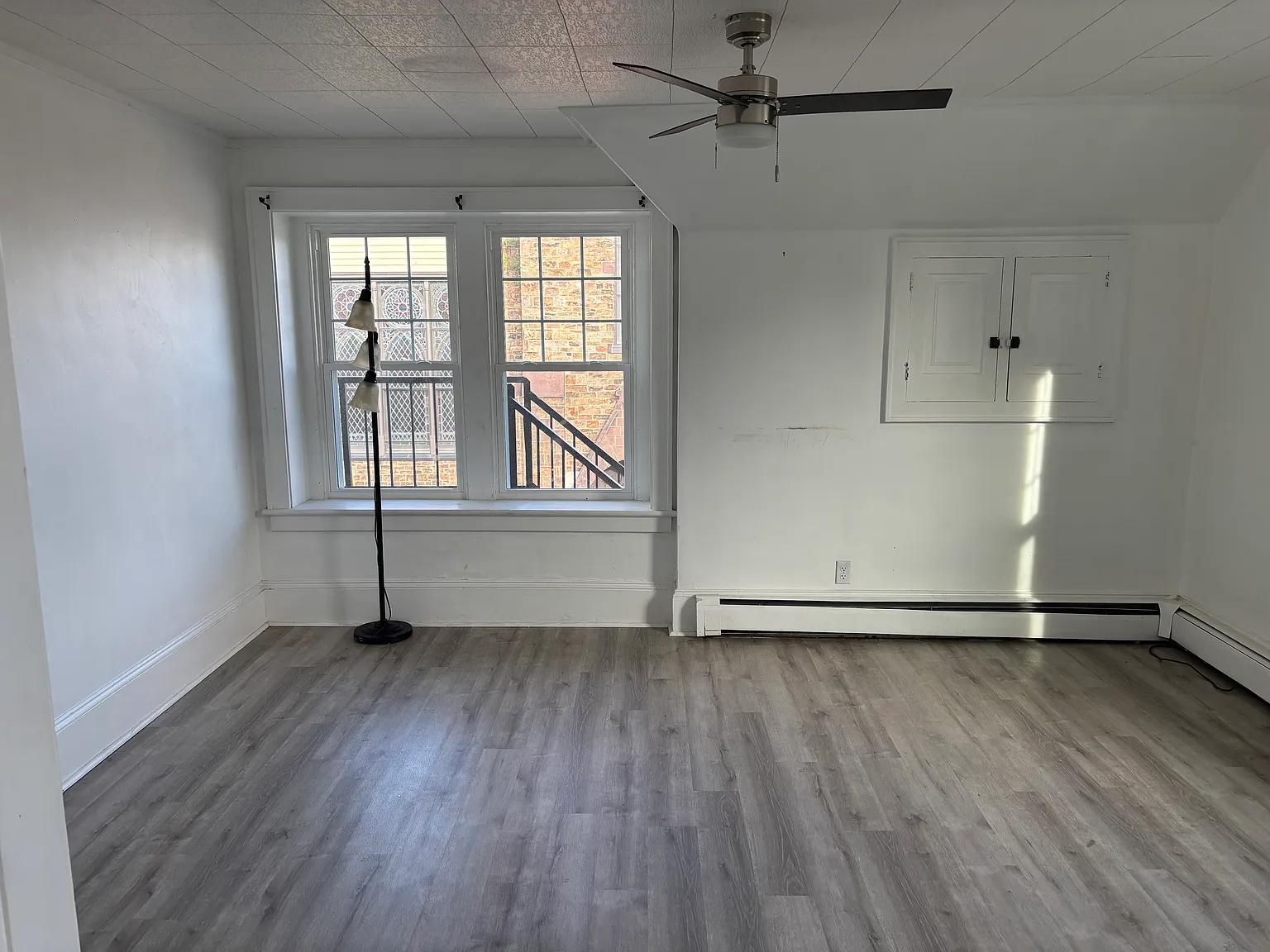 2 bed, 900 sqft, $900 — Photo 4