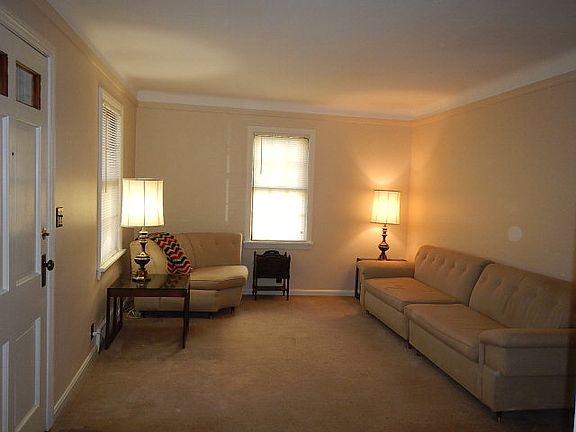 3rd image of 267 Wood St