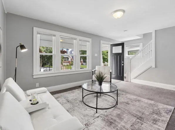 611 E Jenkins Ave, Columbus, OH 43207