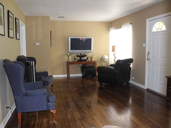 4th image of 2718 Piper Dr