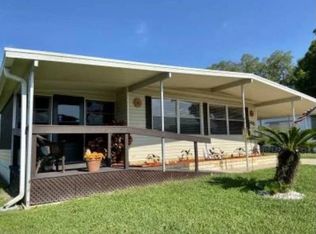 411 Sunset Cir N, Ellenton, FL 34222