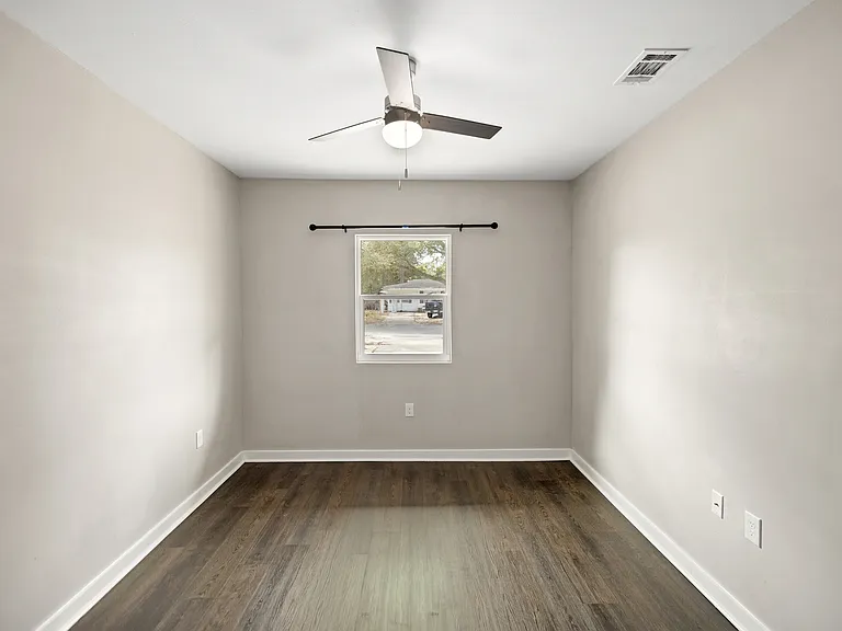200 Spencer Dr — Photo 24