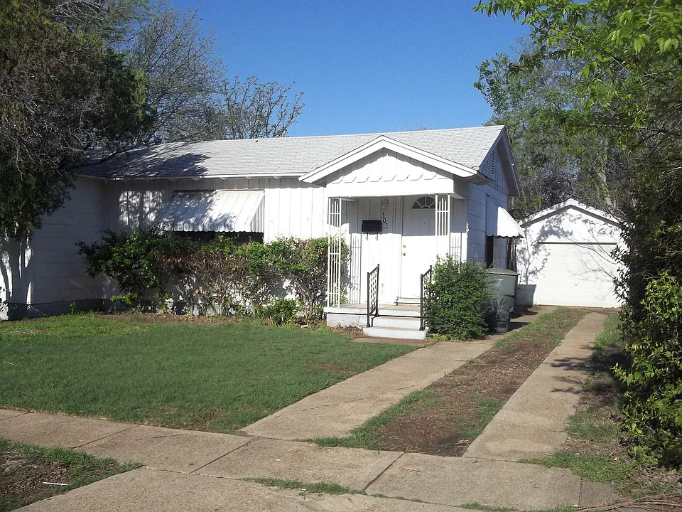 303 Cloud St