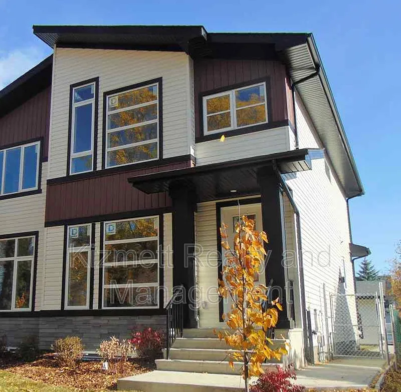 3 bed, 2.5 bath, 1587 sqft, $2,050 — Photo 2