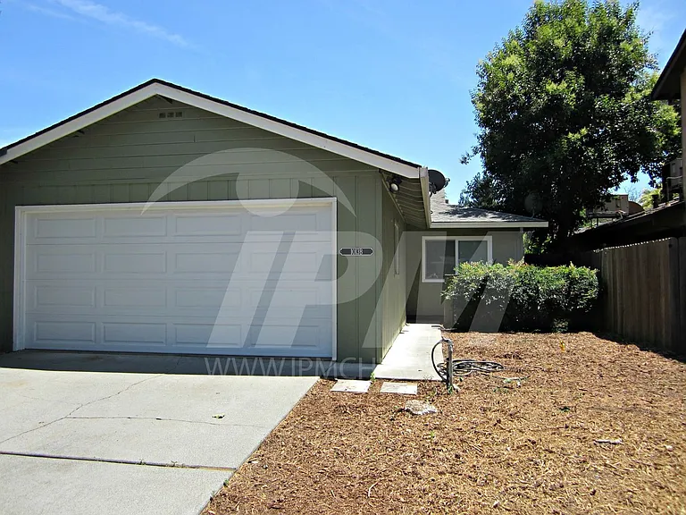 1013 Meier Drive — Photo 2