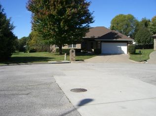 2347 E Monroe St, Springfield, MO 65802