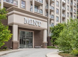 2490 Old Bronte Rd #301, Oakville, ON
