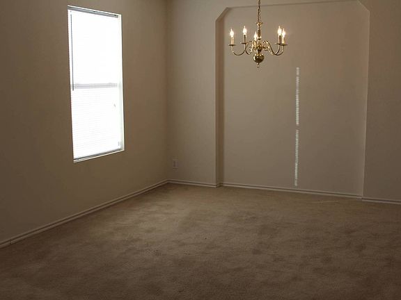 4th image of 156 Briar St