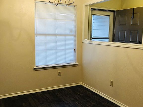 5th image of 9614 Beaufort Ave
