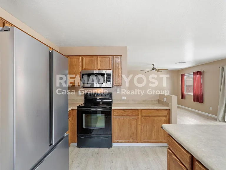 573 W Lucky Penny Place Copper Vista Phase #1 — Photo 5