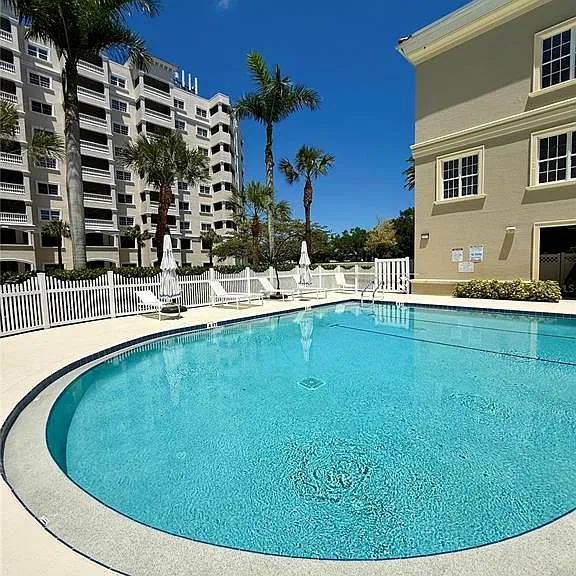 3730 Cadbury Cir #528 — Photo 4