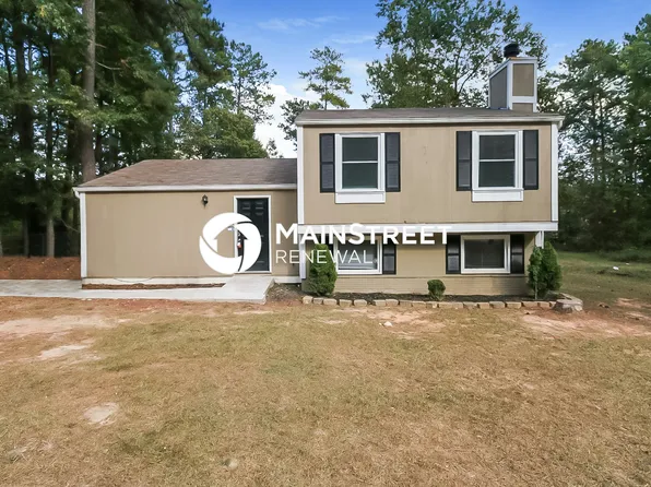 7180 Buck Creek Dr, Fairburn, GA 30213