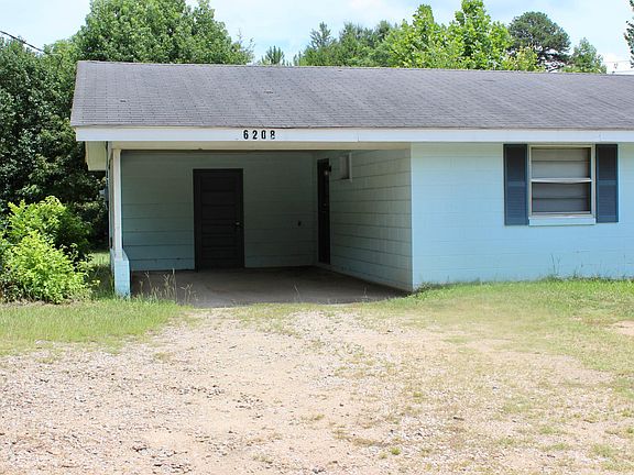 1-Car Carport - Dirt/Gravel Driveway