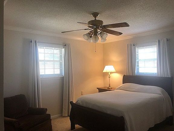 3rd image of 5170 Humble St