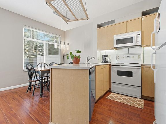 4th image of 2678 King George Blvd #3