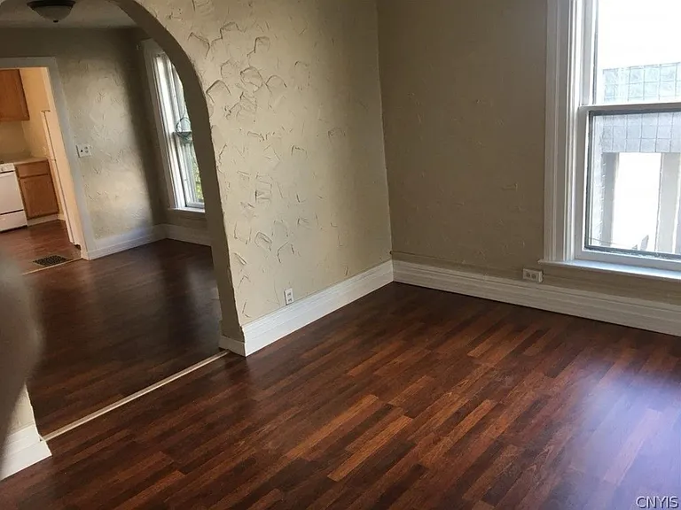 914 State St #3 — Photo 11