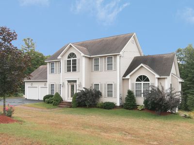 14 Excalibur Dr, Sandown, NH, 03873