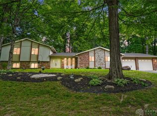 2942 Stauffer Dr, Dayton, OH 45434