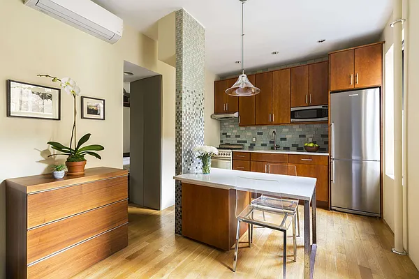 Sold by Compass | media 8