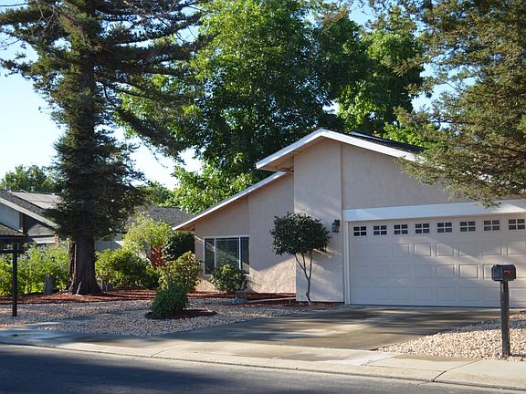 3rd image of 3336 Mesquite Way