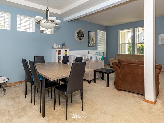3rd image of 4753 Okanogan Dr SE